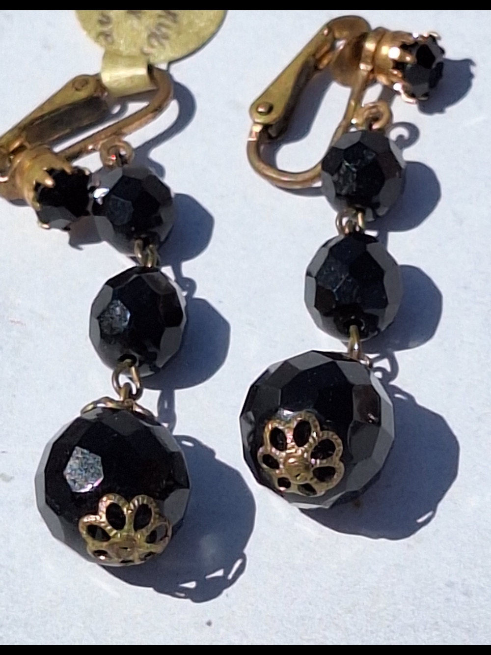 Mid Century Black Faceted Bead Drop Clip On Earrings Gold Filigree Flower Caps - Picture 5 of 8